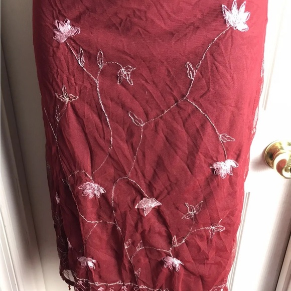 Zashi Sheer Overlay Lined Skirt -Ruby Floral Pattern Beaded Hem- Size M MEDIUM - Picture 11 of 13